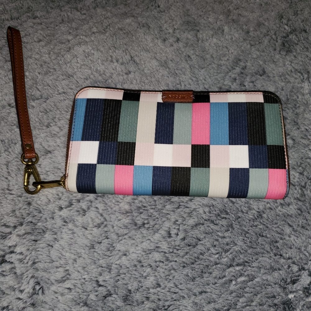 Fossil Wristlet Wallet